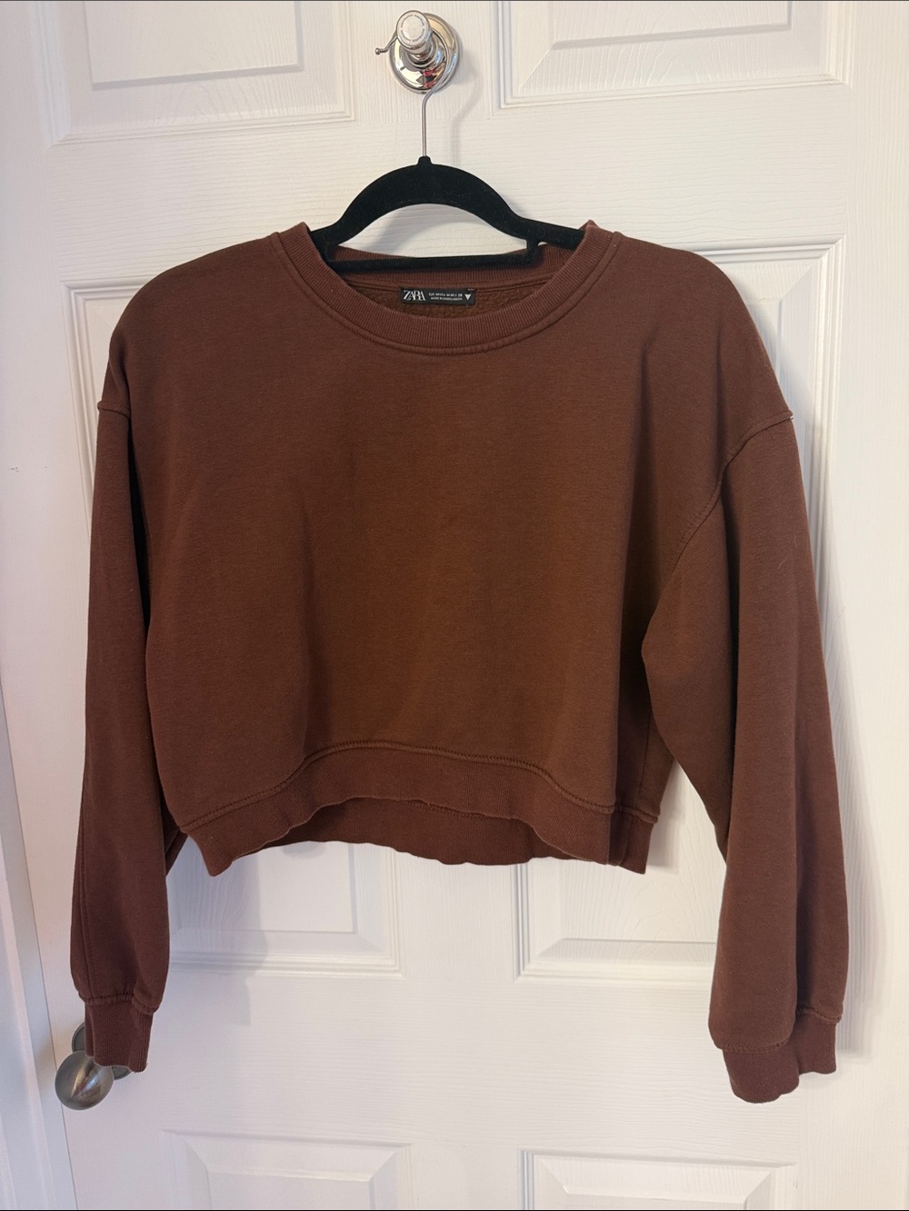 Zara Cropped Sweatshirt Brown size medium